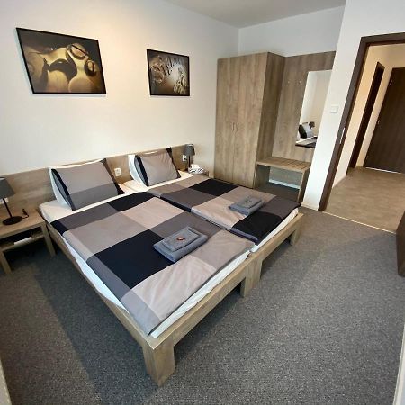 Apartmany Pelhřimov Екстериор снимка